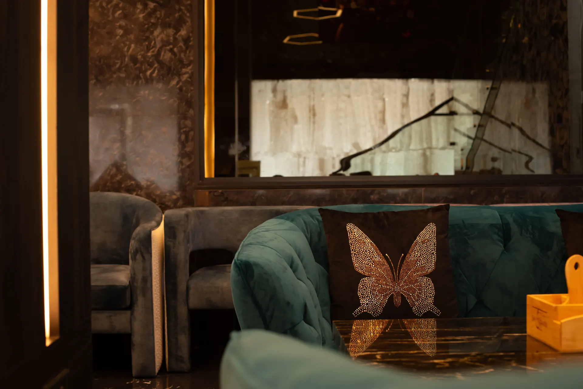 Dining lounge tables at Dr. Sheesha, Dubai