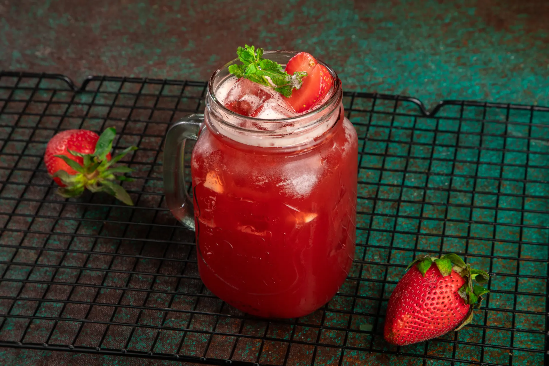 Mocktail served at Dr. Sheesha, Al Karama