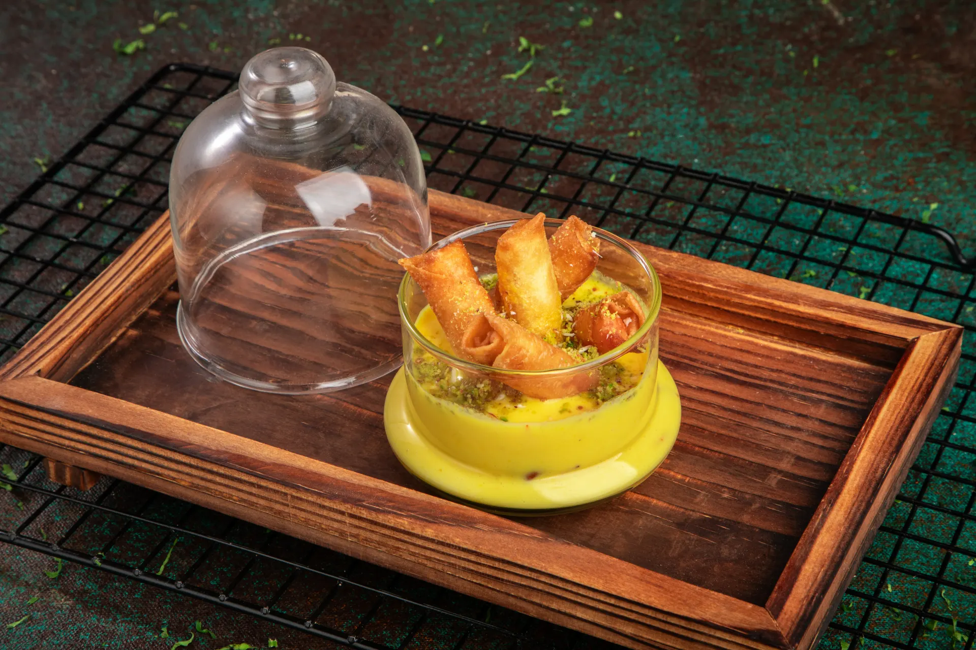 Dinner plate at Dr. Sheesha dining lounge, Al Karama