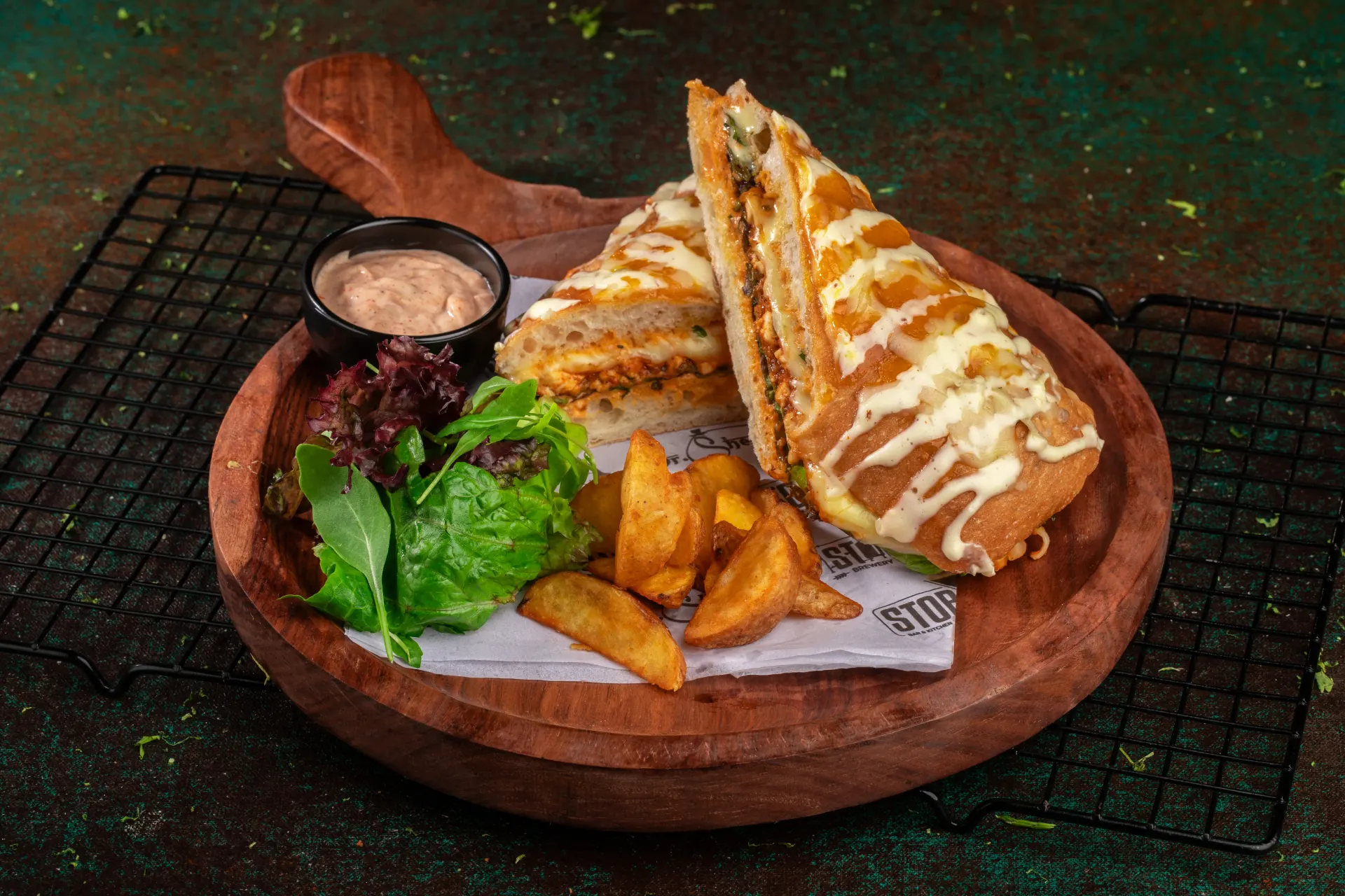 Dinner plate at Dr. Sheesha dining lounge, Al Karama