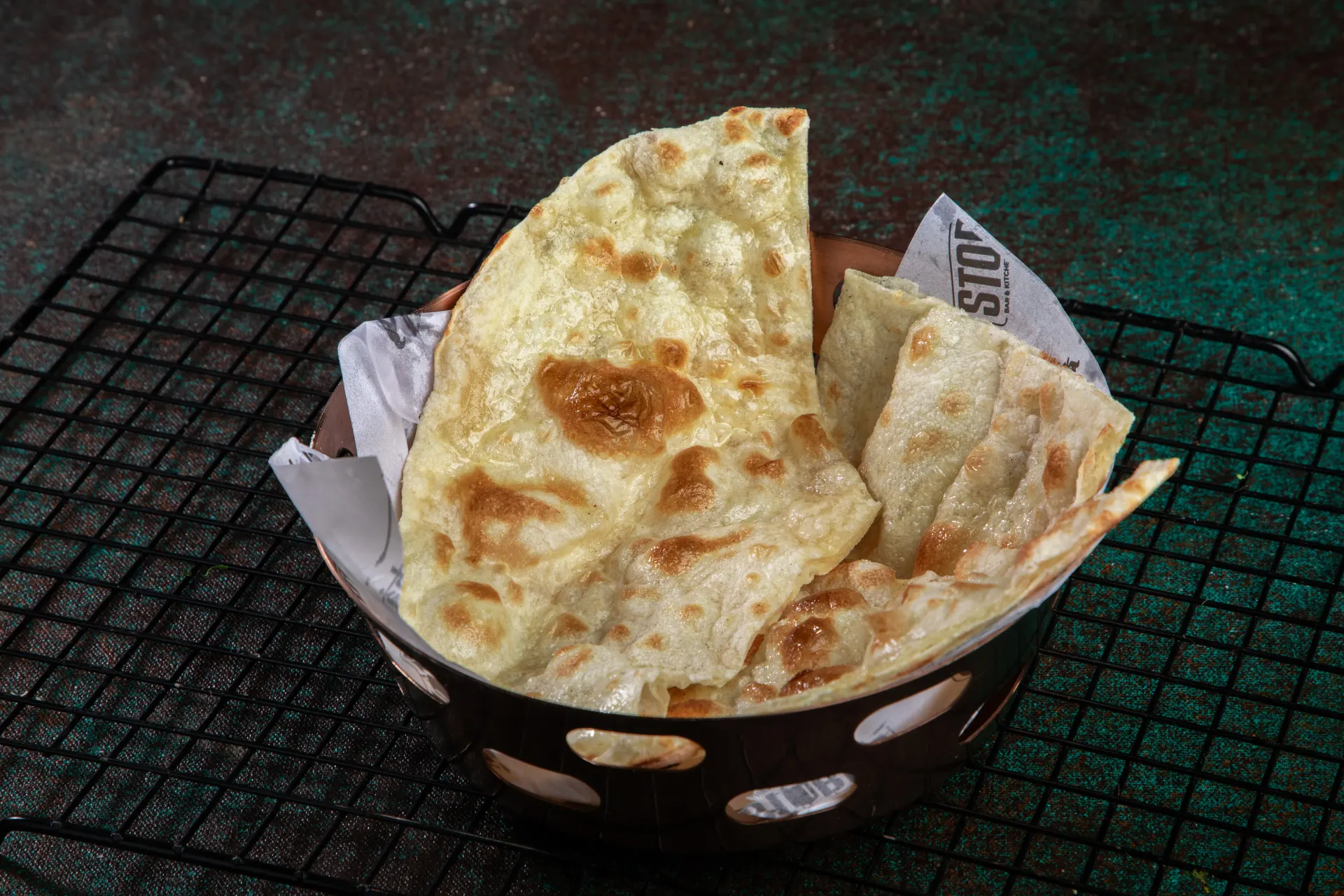 Late-night food at Dr. Sheesha, Al Karama